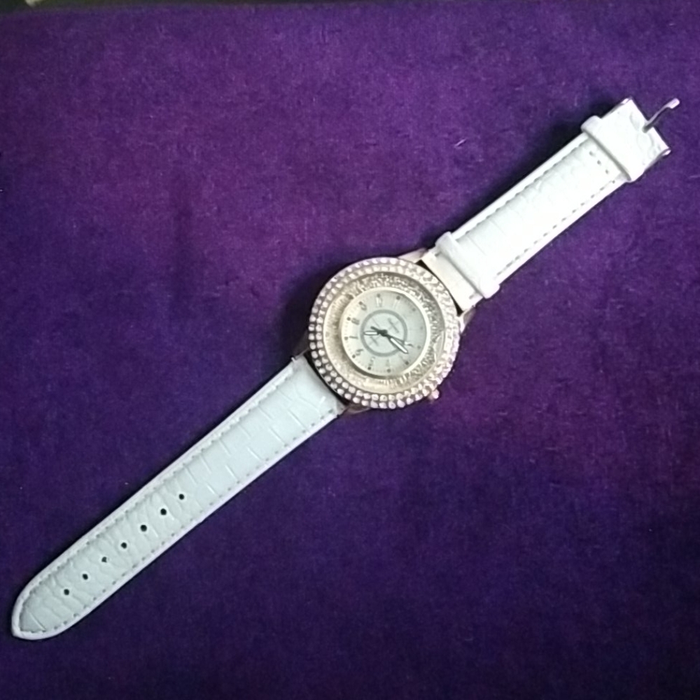 💜 Rhinestone Watch